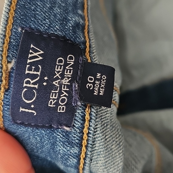 J. Crew Relaxed Boyfriend Jean Size 30 - Picture 2 of 6